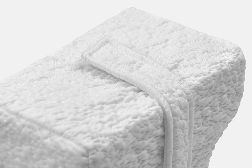 Memory foam knee pillow